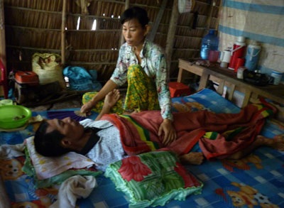 Anh Phạm Văn Tuấn khó lòng ở được nhà mới - 1