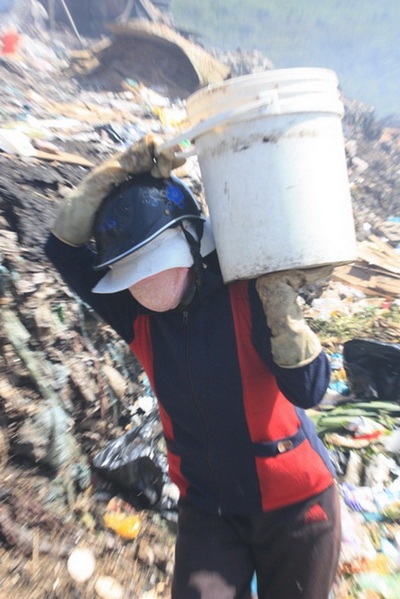 Đời nhặt rác bên đèo Rù Rì - 8