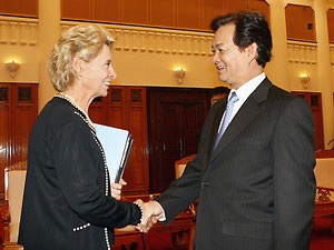 “Hợp tác hữu nghị Việt Nam - Hoa Kỳ phát triển mạnh” - 1