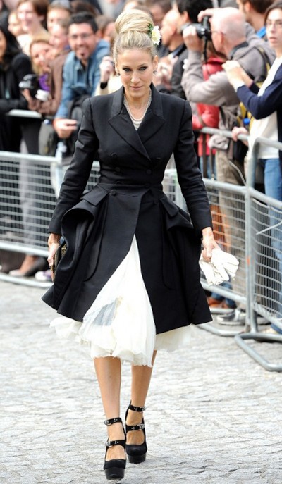 Nhiều “sao” dự buổi lễ tưởng niệm Alexander McQueen - 3