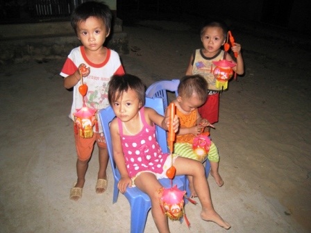 Đêm Trung thu: Rộn sắc màu, đậm tình yêu thương - 5