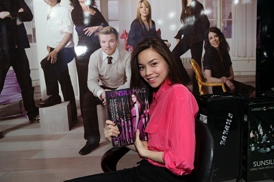 Cùng Hà Hồ đến salon chăm sóc tóc - 3