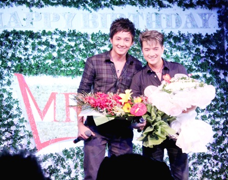 Đàm Vĩnh Hưng tổ chức sinh nhật ấm cúng tại Hà Nội - 1