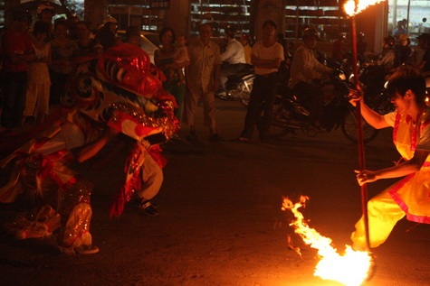 Đêm Trung thu: Rộn sắc màu, đậm tình yêu thương - 2
