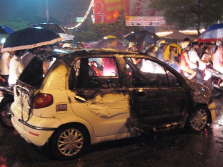 Đi chơi trung thu, xế hộp bốc hỏa - 4 Đi chơi trung thu, xế hộp bốc hỏa - 4