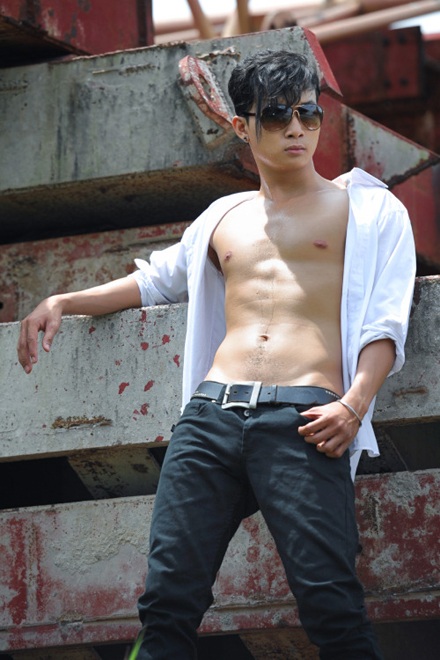 Thí sinh siêu mẫu Việt 2010 dưới ống kính Lý Võ Phú Hưng - 10 Thí sinh siêu mẫu Việt 2010 dưới ống kính Lý Võ Phú Hưng - 10