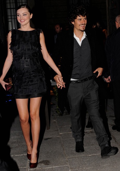 Miranda Kerr: “Bầu bí” vẫn đi giày cao gót - 4 Miranda Kerr: “Bầu bí” vẫn đi giày cao gót - 4