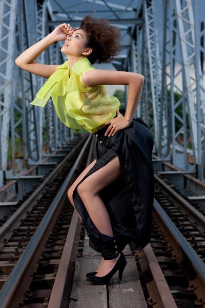 Thí sinh siêu mẫu dưới ống kính Nguyễn Long - 9 Thí sinh siêu mẫu dưới ống kính Nguyễn Long - 9