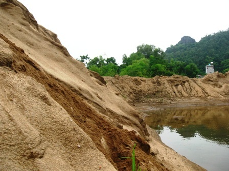 Sở TNMT Thanh Hóa “vừa đá bóng vừa thổi còi” - 1 Sở TNMT Thanh Hóa “vừa đá bóng vừa thổi còi” - 1