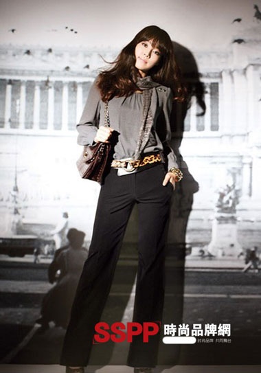 Han Ji Hye gợi cảm với BST BluPePe - 2