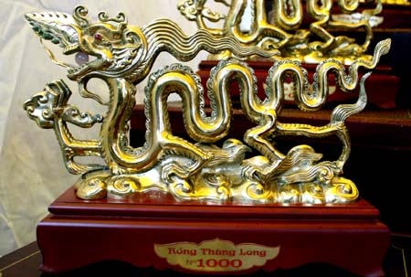 Hai Rồng Thăng Long đặc biệt được trả giá hơn 1 tỷ đồng - 1 Hai Rồng Thăng Long đặc biệt được trả giá hơn 1 tỷ đồng - 1