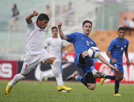 U23 Singapore xuất sắc cầm chân Olympic Iran - 1