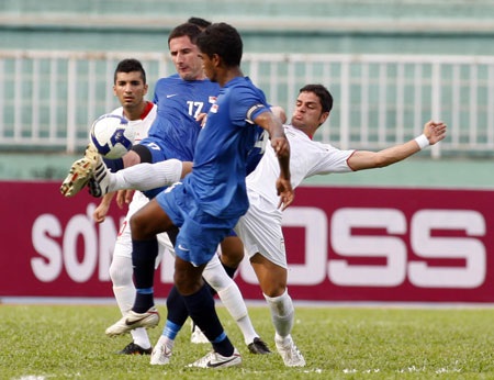 U23 Singapore xuất sắc cầm chân Olympic Iran - 2