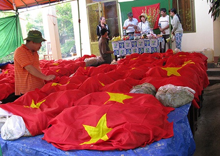 Anh hùng bật khóc - 2