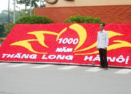 Hoa “thập diện mai phục” phố! - 12