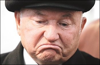 Cựu Thị trưởng Mátxcơva Yuri Luzhkov: Hẫng bước sau những sai lầm - 1 Cựu Thị trưởng Mátxcơva Yuri Luzhkov: Hẫng bước sau những sai lầm - 1