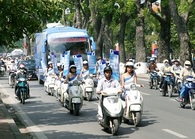 “Hành trình Vì cuộc sống cùng VNPT” khuấy động đất Hà Thành - 3 “Hành trình Vì cuộc sống cùng VNPT” khuấy động đất Hà Thành - 3