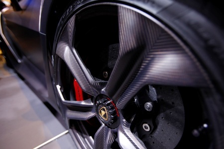 Xôn xao Lamborghini Sesto Elemento  - 7