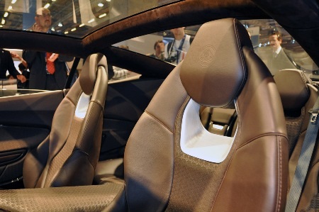 Lotus chơi trội  - 4