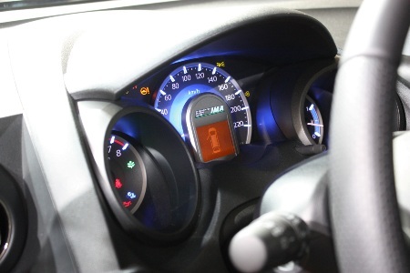 Honda Fit là xe hybrid rẻ nhất Nhật Bản - 4 Honda Fit là xe hybrid rẻ nhất Nhật Bản - 4