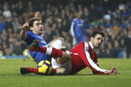 5 đối sách giúp Arsenal đánh bại Chelsea - 1