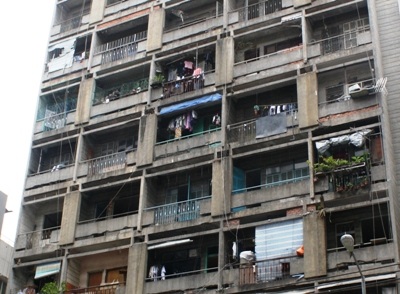 Khẩn cấp di dời dân các chung cư cũ - 1