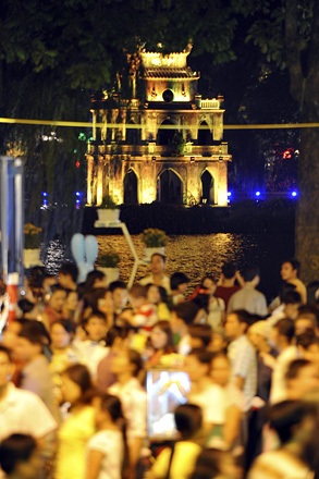 “Thăng Long - Hà Nội thời đại Hồ Chí Minh” hùng tráng khúc sử thi dân tộc - 1 “Thăng Long - Hà Nội thời đại Hồ Chí Minh” hùng tráng khúc sử thi dân tộc - 1