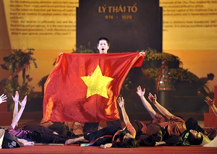 “Thăng Long - Hà Nội thời đại Hồ Chí Minh” hùng tráng khúc sử thi dân tộc - 5 “Thăng Long - Hà Nội thời đại Hồ Chí Minh” hùng tráng khúc sử thi dân tộc - 5