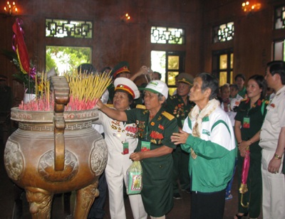 582 anh hùng thời đại Hồ Chí Minh có mặt tại quê Bác - 3