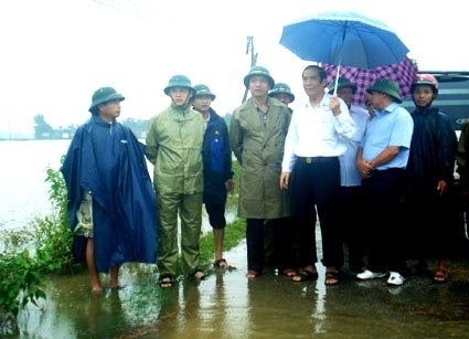 “Nghệ Tĩnh” đang chìm trong mưa lũ - 1