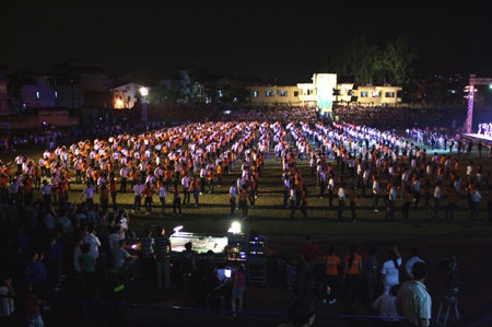 1.000 vũ công trẻ tham dự Đại nhạc hội “Sức trẻ ngàn năm” - 4 1.000 vũ công trẻ tham dự Đại nhạc hội “Sức trẻ ngàn năm” - 4