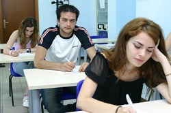 DaceHanoi: Thi thử IELTS và khai giảng các lớp tiếng Anh mới - 2 DaceHanoi: Thi thử IELTS và khai giảng các lớp tiếng Anh mới - 2