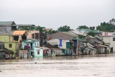 Chi viện trực thăng, xe lội nước ứng cứu Quảng Bình - 3