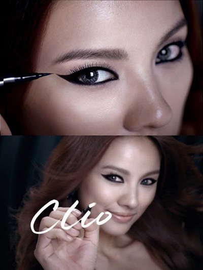 Lee Hyori “ghen” với cô dâu mới Lee Soo Young - 2 Lee Hyori “ghen” với cô dâu mới Lee Soo Young - 2
