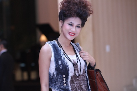 Mai Phương Thúy diện áo dài 100m - 19