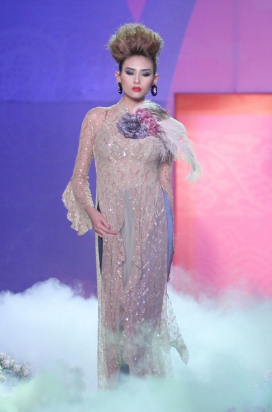 Mai Phương Thúy diện áo dài 100m - 8