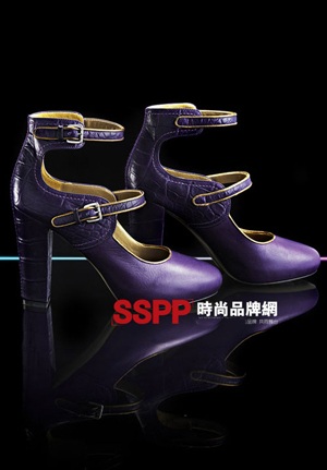 Quyến rũ với BTS giày 2010 của Escada - 14 Quyến rũ với BTS giày 2010 của Escada - 14