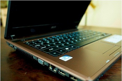Acer Aspire 4738Z - Mạnh mẽ từng đường nét. - 2 Acer Aspire 4738Z - Mạnh mẽ từng đường nét. - 2