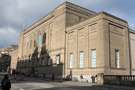 Xem Nokia N8 “so tài” chụp ảnh với Canon 550D  - 2