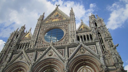 Nokia N8 “đối đầu” với máy ảnh Canon IXUS 130  - 2