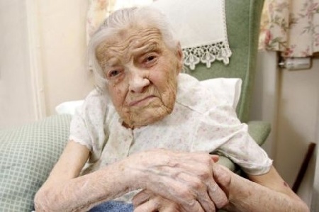 “Trinh nữ” mừng thọ 107 tuổi - 1 “Trinh nữ” mừng thọ 107 tuổi - 1