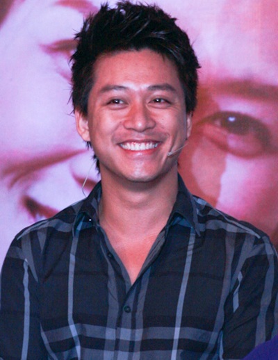 Tuấn Hưng sợ bố mẹ nghi ngờ... giới tính - 1 Tuấn Hưng sợ bố mẹ nghi ngờ... giới tính - 1