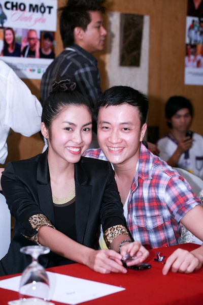 Tuấn Hưng sợ bố mẹ nghi ngờ... giới tính - 10 Tuấn Hưng sợ bố mẹ nghi ngờ... giới tính - 10