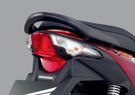 Honda ra mắt Wave 110S và 110RS phiên bản mới - 3