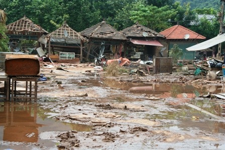 Tan hoang “cửa ngõ” di sản Phong Nha - Kẻ Bàng - 3