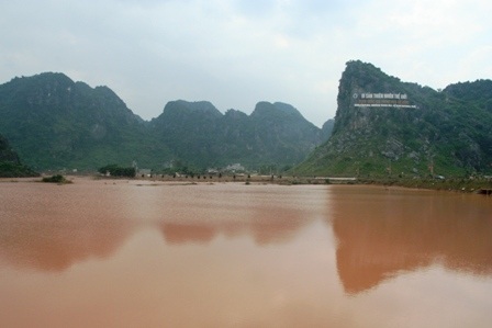 Tan hoang “cửa ngõ” di sản Phong Nha - Kẻ Bàng - 1