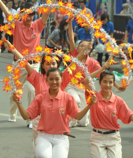 Ngày thứ 8 Đại Lễ - Tôn vinh tuổi trẻ Việt Nam - 4 Ngày thứ 8 Đại Lễ - Tôn vinh tuổi trẻ Việt Nam - 4