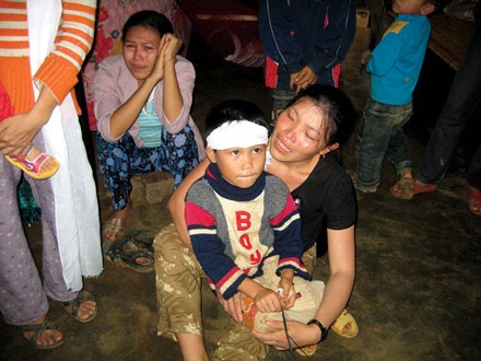Những vành khăn xô trên đỉnh Trường Sơn - 1 Những vành khăn xô trên đỉnh Trường Sơn - 1