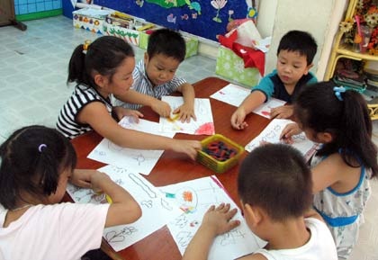 “Bắt mạch” tham nhũng trong giáo dục  - 1