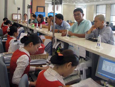 Thông tư 13 đã sửa, giảm lãi suất vẫn khó  - 1